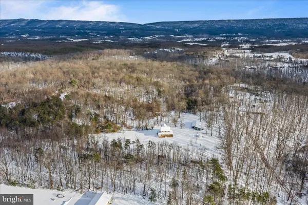 $849,999 | 344 Tub Run Hollow Road, Hedgesville, WV 25427