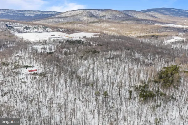 $849,999 | 344 Tub Run Hollow Road, Hedgesville, WV 25427