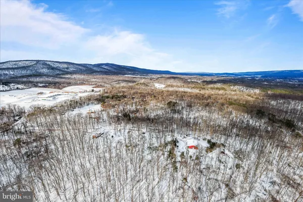 $849,999 | 344 Tub Run Hollow Road, Hedgesville, WV 25427