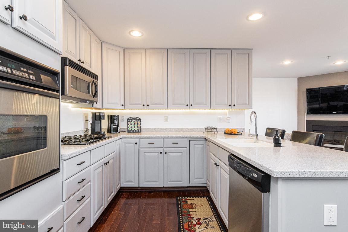 4800 Coyle Road, Unit 506 Owings Mills, MD 21117 - Photo 13 of 24 Gourmet Kitchen