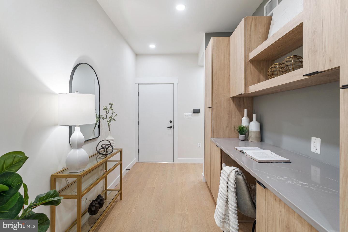733 8th Street Southeast, Unit 1 Washington, DC 20003 - Photo 8 of 13