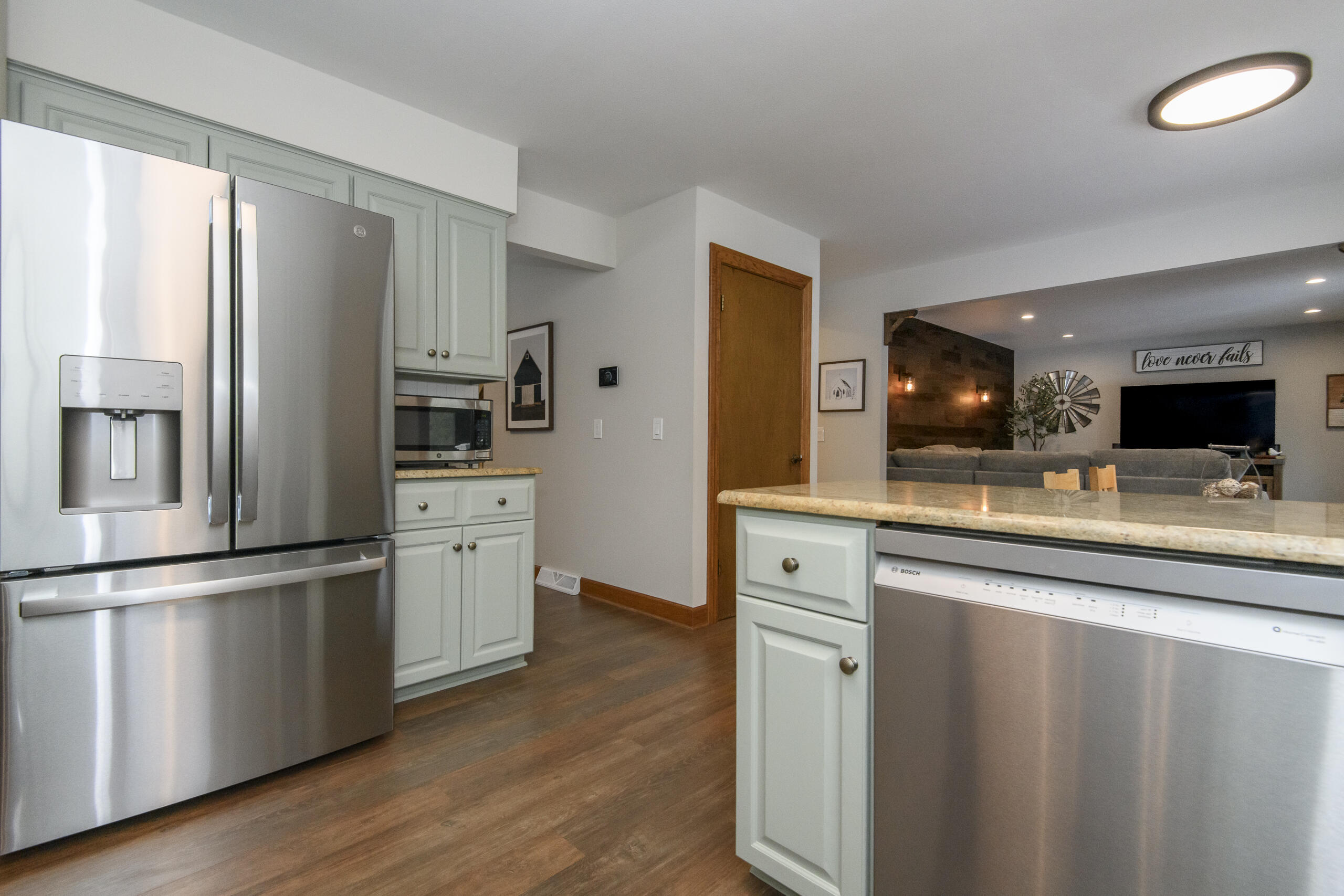 S36W28308 Quail Run Genesee, WI 53189 - Photo 20 of 49 W28308 Quail Run-20