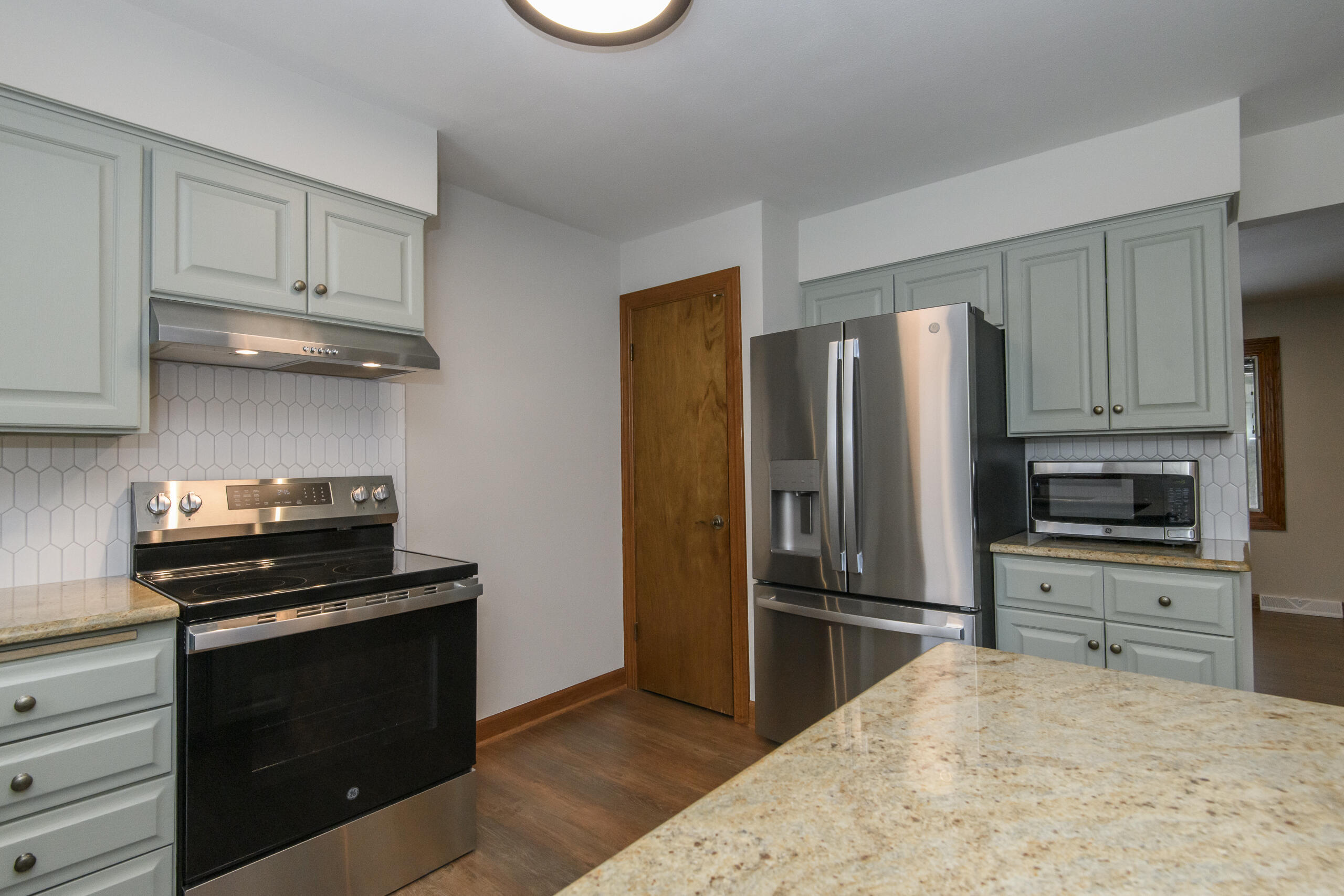 S36W28308 Quail Run Genesee, WI 53189 - Photo 21 of 49 W28308 Quail Run-21