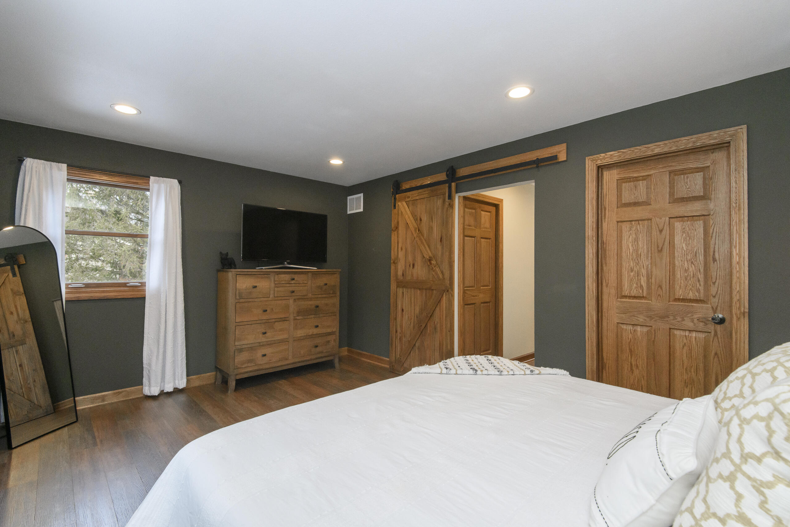 S36W28308 Quail Run Genesee, WI 53189 - Photo 33 of 49 W28308 Quail Run-33