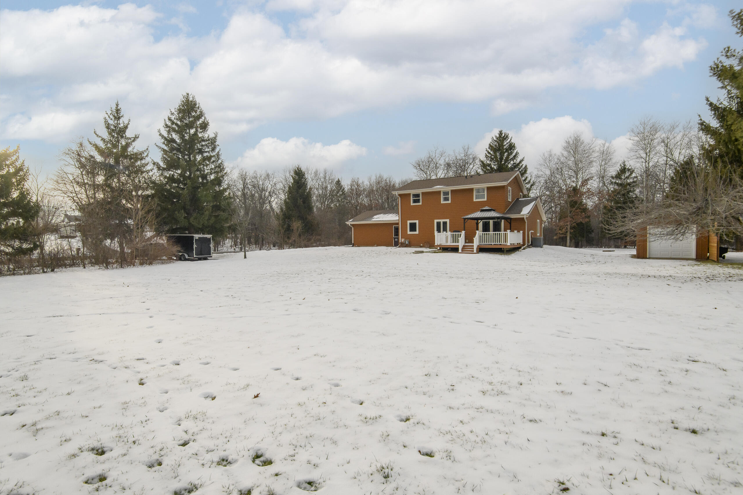 S36W28308 Quail Run Genesee, WI 53189 - Photo 6 of 49 W28308 Quail Run-06