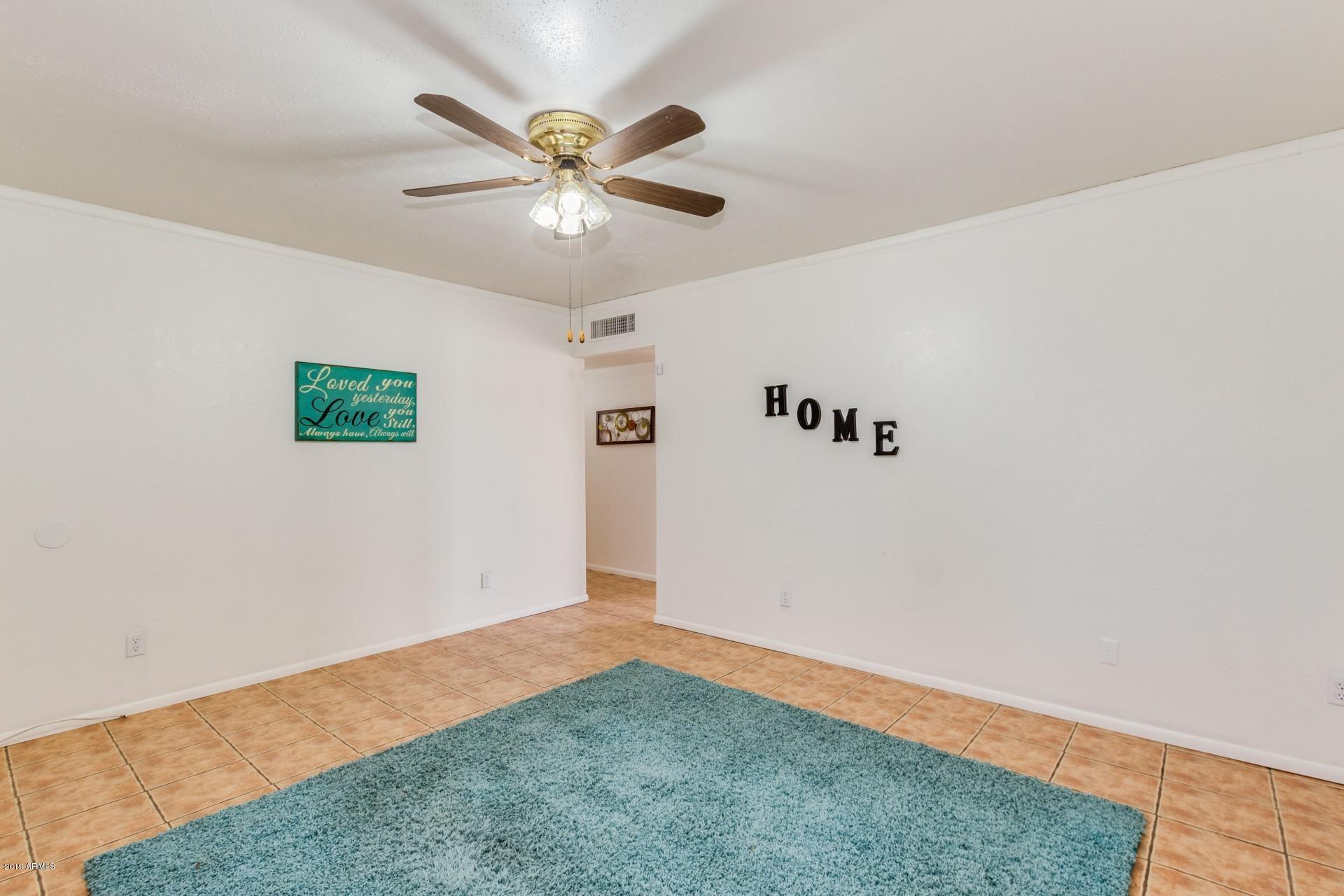 1802 West Maldonado Road Phoenix, AZ 85041 - Photo 3 of 20