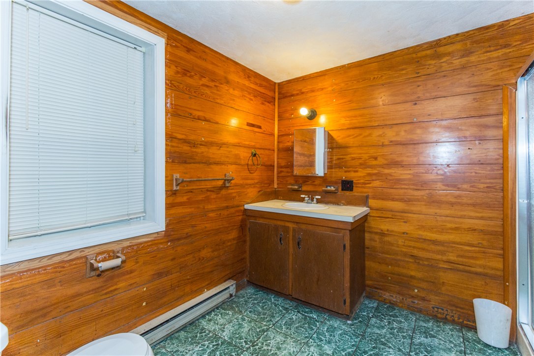 215 Gleaner Chapel Road Scituate, RI 02857 - Photo 14 of 40