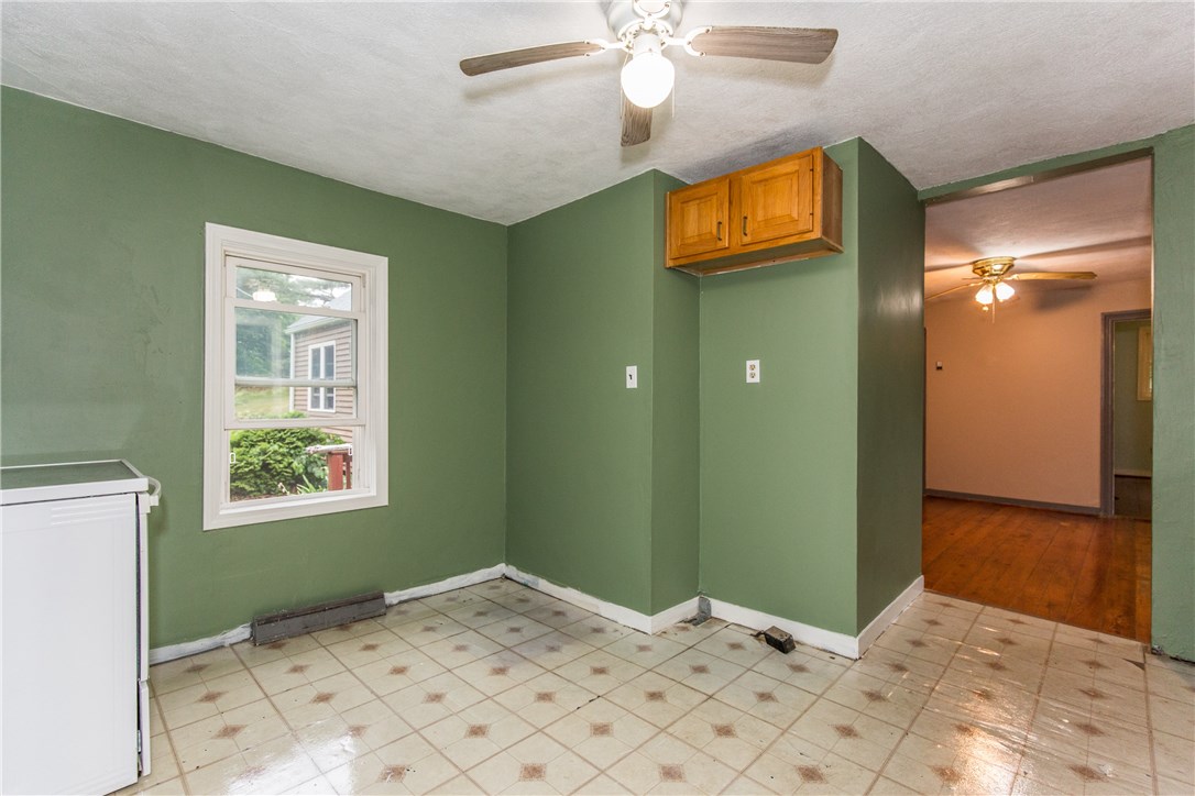 215 Gleaner Chapel Road Scituate, RI 02857 - Photo 2 of 40