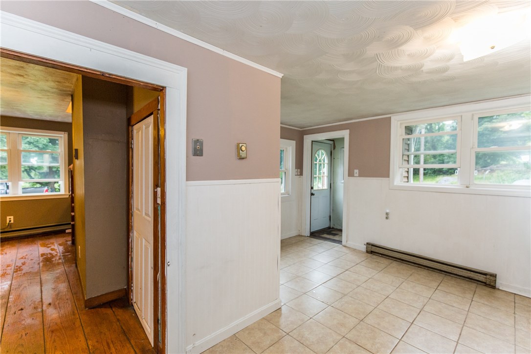 215 Gleaner Chapel Road Scituate, RI 02857 - Photo 23 of 40