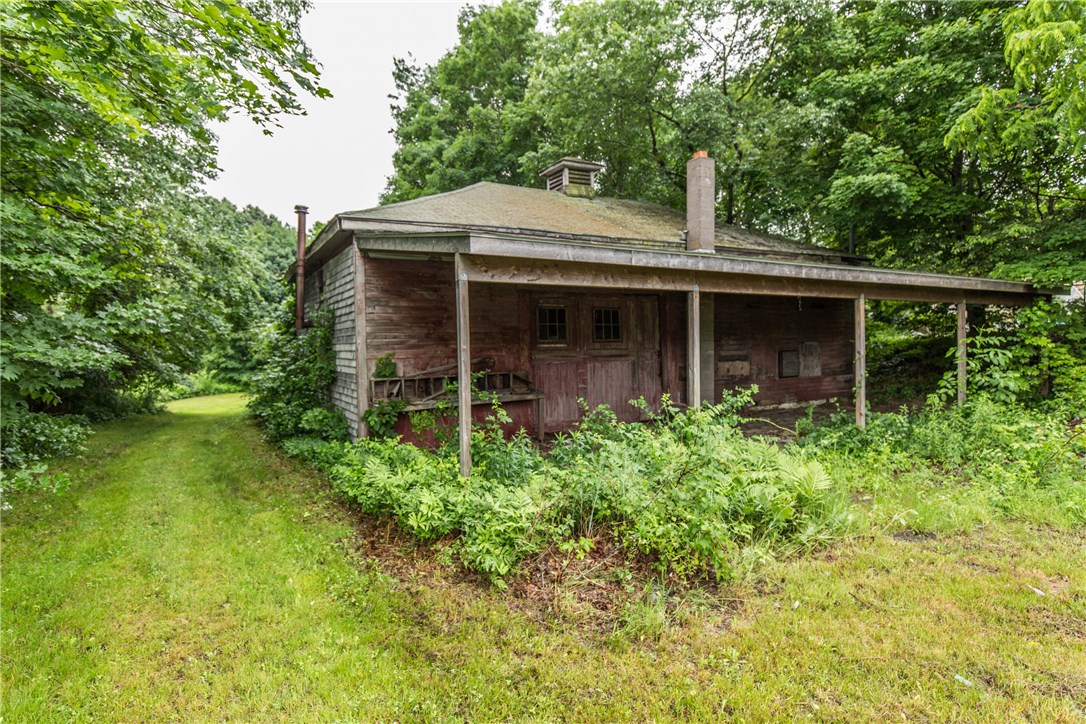 215 Gleaner Chapel Road Scituate, RI 02857 - Photo 34 of 40