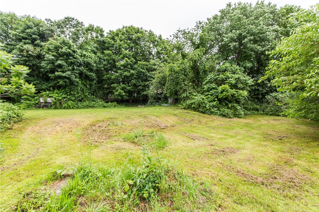 215 Gleaner Chapel Road Scituate, RI 02857 - Photo 36 of 40