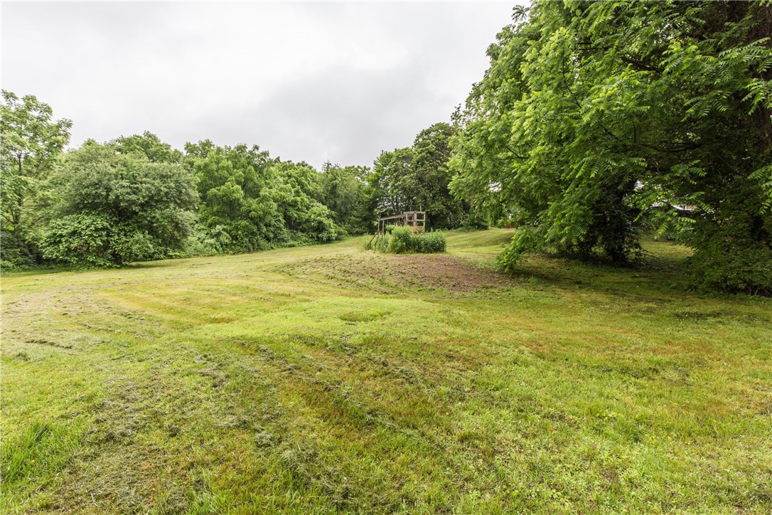 215 Gleaner Chapel Road Scituate, RI 02857 - Photo 37 of 40