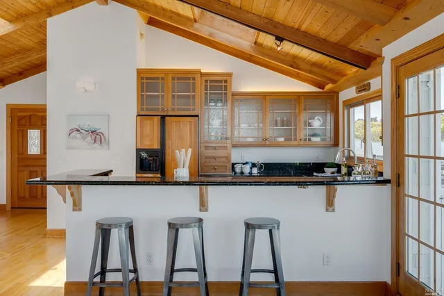 $1,999,000 | 34 Gate 6 1/2 Road, Sausalito, CA 94965