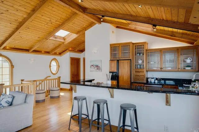 $1,999,000 | 34 Gate 6 1/2 Road, Sausalito, CA 94965
