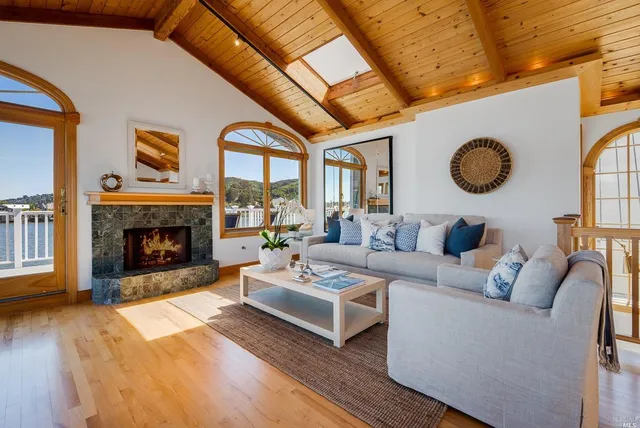 $1,999,000 | 34 Gate 6 1/2 Road, Sausalito, CA 94965