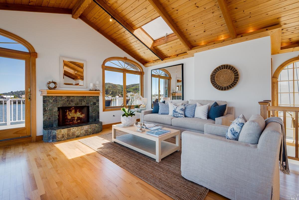 34 Gate 6 1/2 Road Sausalito, CA 94965 - Photo 10 of 33