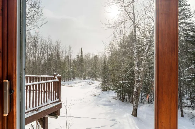 $985,000 | 1054 Stowe Hollow Road, Stowe, VT 05672