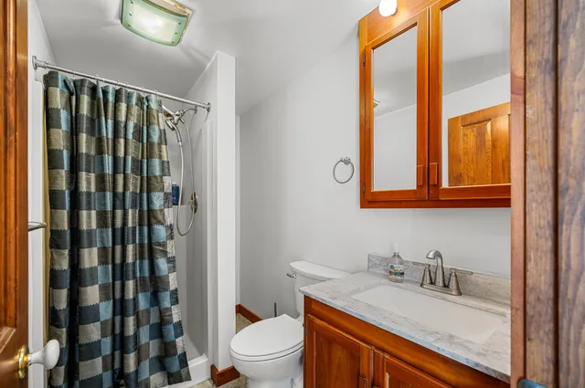 $985,000 | 1054 Stowe Hollow Road, Stowe, VT 05672