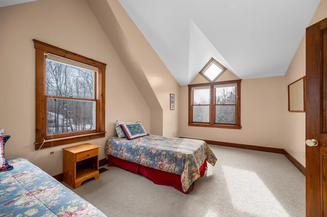 $985,000 | 1054 Stowe Hollow Road, Stowe, VT 05672