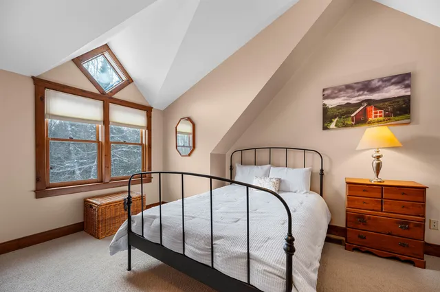 $985,000 | 1054 Stowe Hollow Road, Stowe, VT 05672