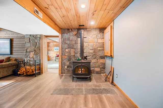 $985,000 | 1054 Stowe Hollow Road, Stowe, VT 05672