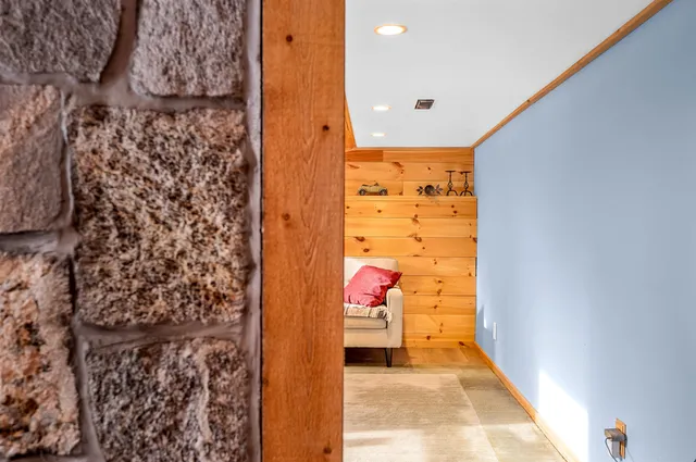 $985,000 | 1054 Stowe Hollow Road, Stowe, VT 05672