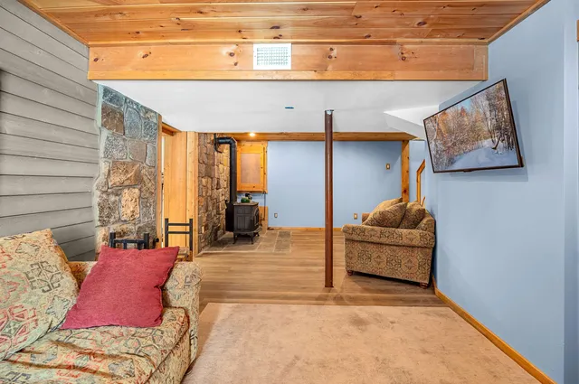 $985,000 | 1054 Stowe Hollow Road, Stowe, VT 05672