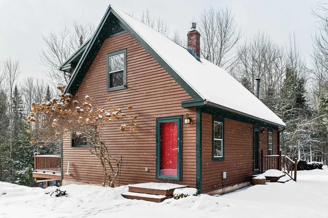 $985,000 | 1054 Stowe Hollow Road, Stowe, VT 05672