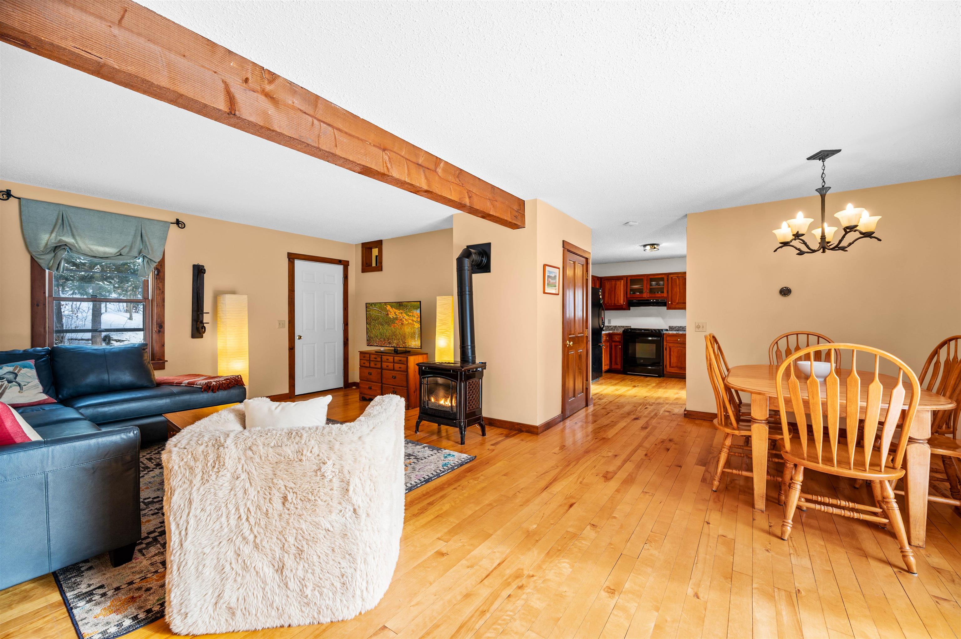 1054 Stowe Hollow Road Stowe, VT 05672 - Photo 9 of 51