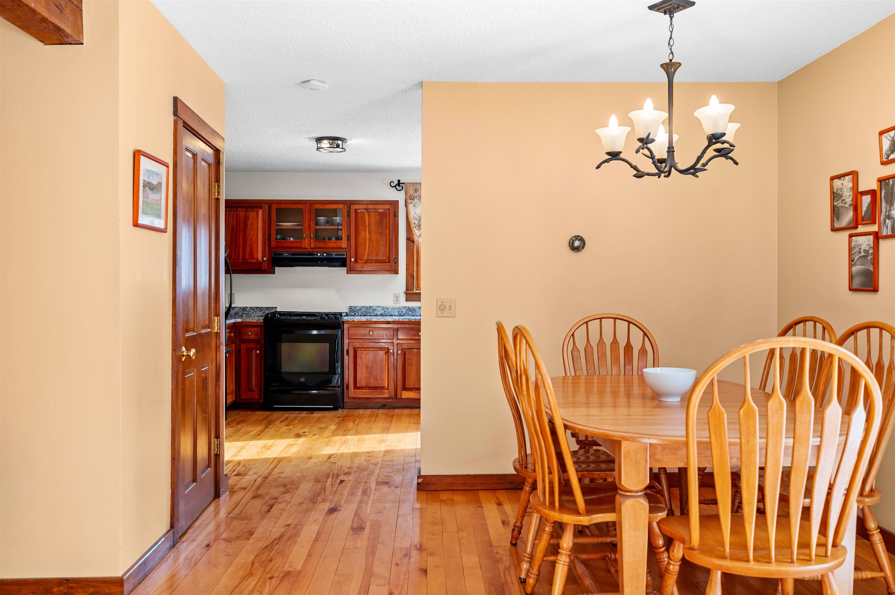 1054 Stowe Hollow Road Stowe, VT 05672 - Photo 10 of 51