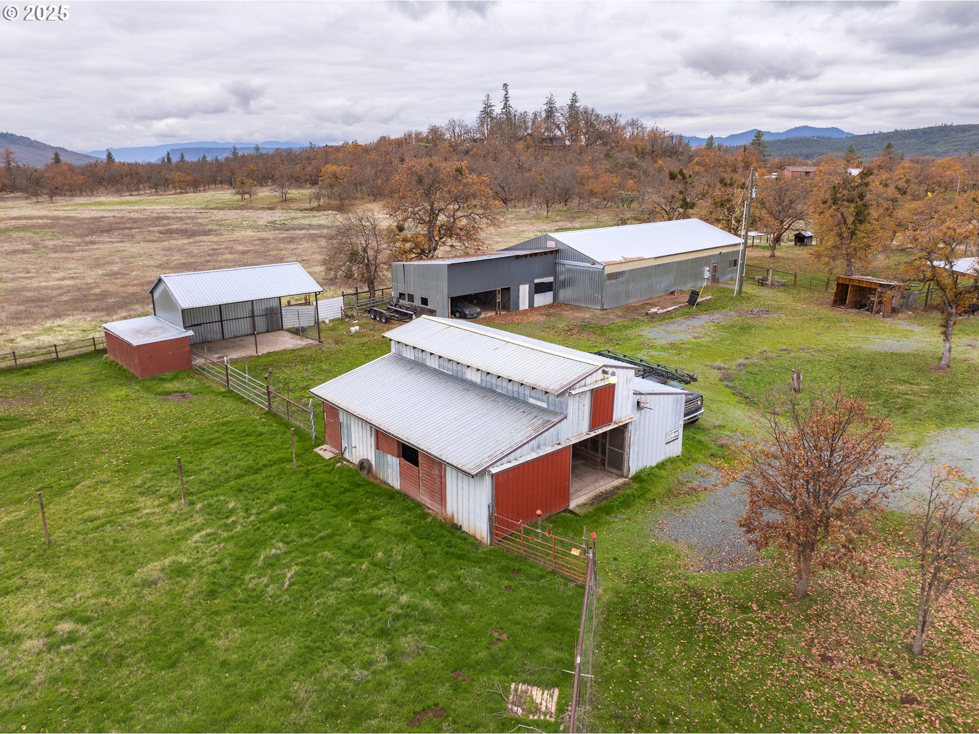 5209 Beagle Road White City, OR 97503 - Photo 40 of 48 a aerial view of a house with big yard