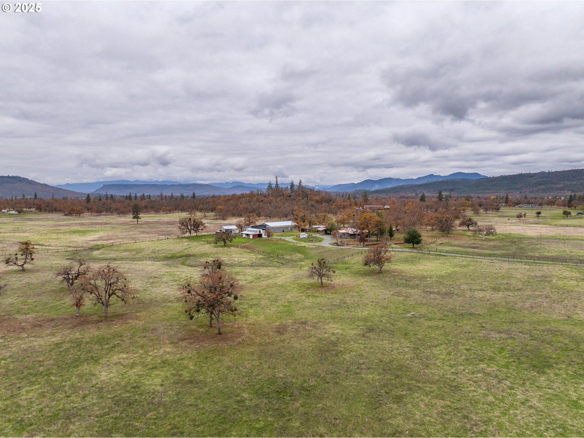 5209 Beagle Road White City, OR 97503 - Photo 43 of 48 a view of an ocean and beach