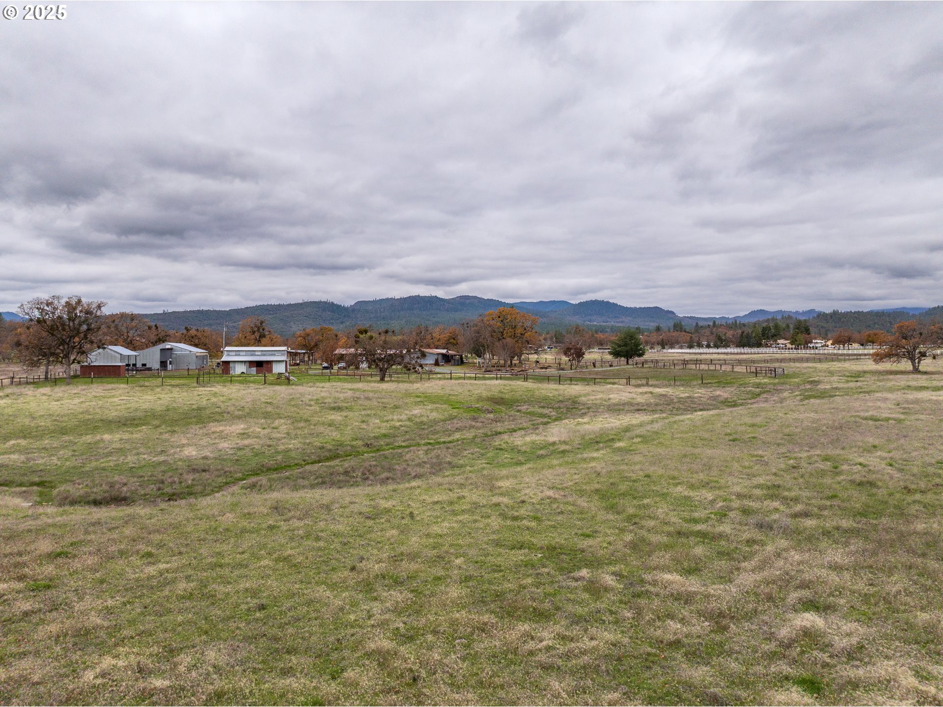 5209 Beagle Road White City, OR 97503 - Photo 47 of 48