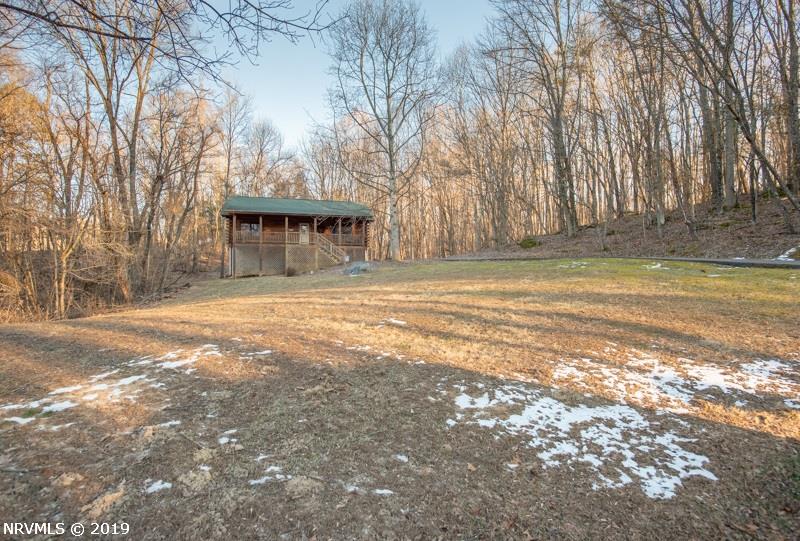 7420 River Bluff Road Radford, VA 24141 - Photo 5 of 50 Gallery Image 5