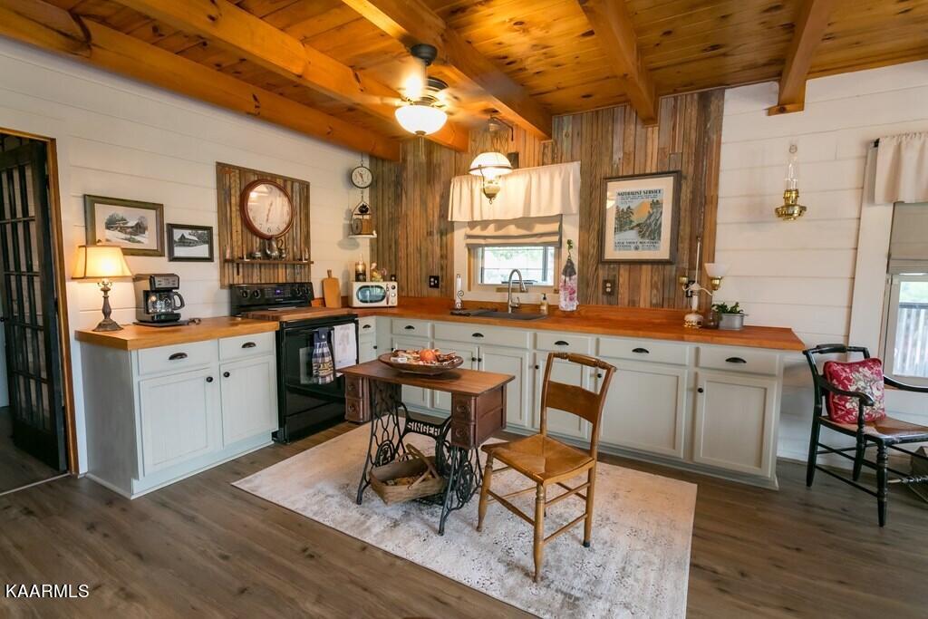 2918 Will Bryan Lane Sevierville, TN 37862 - Photo 11 of 53 257300_37