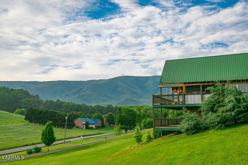 2918 Will Bryan Lane Sevierville, TN 37862 - Photo 3 of 53 257300_68