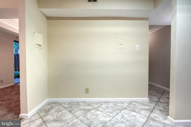 $158,000 | 876 Quince Orchard Boulevard, Unit 876T1, Gaithersburg, MD 20878