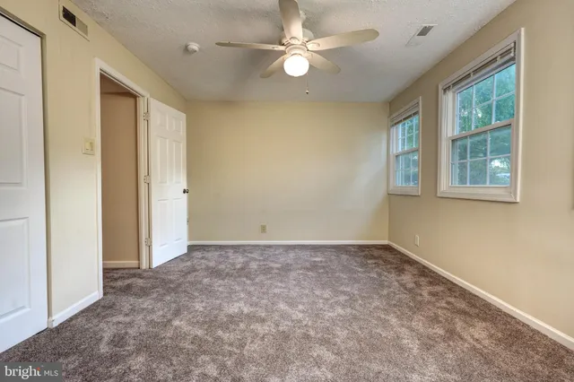 $158,000 | 876 Quince Orchard Boulevard, Unit 876T1, Gaithersburg, MD 20878