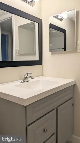 $158,000 | 876 Quince Orchard Boulevard, Unit 876T1, Gaithersburg, MD 20878