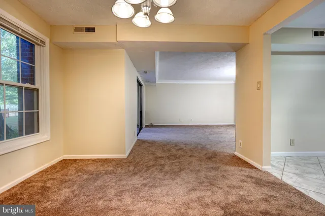 $158,000 | 876 Quince Orchard Boulevard, Unit 876T1, Gaithersburg, MD 20878