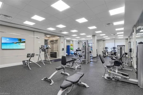 $1,550,000 | 1035 3rd Avenue South, Unit 406, Naples, FL 34102