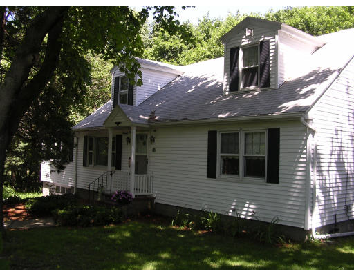 35 Maple Road Chelmsford, MA 01824 - Photo 1 of 8