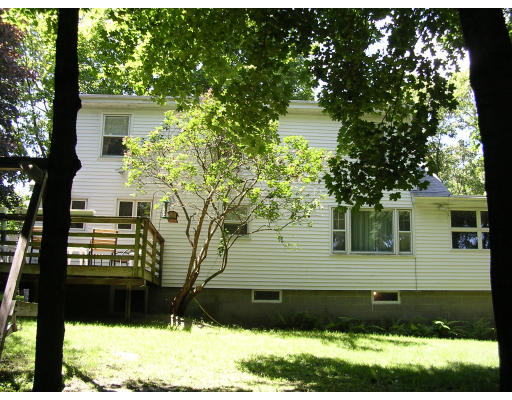35 Maple Road Chelmsford, MA 01824 - Photo 4 of 8