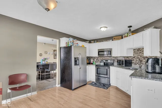 $360,000 | 8626 Golden Falls Circle, Avon, IN 46123