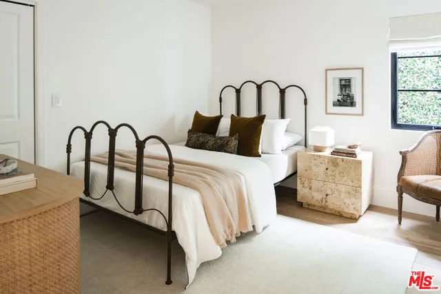 $1,595,000 | 5308 Hillcrest Drive, Los Angeles, CA 90043