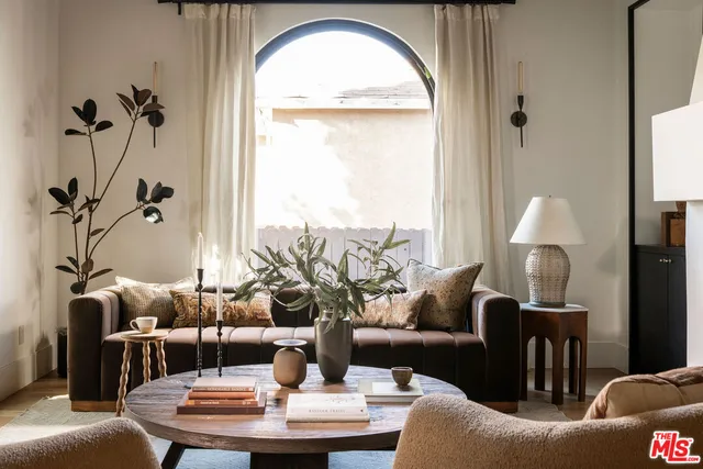 $1,595,000 | 5308 Hillcrest Drive, Los Angeles, CA 90043