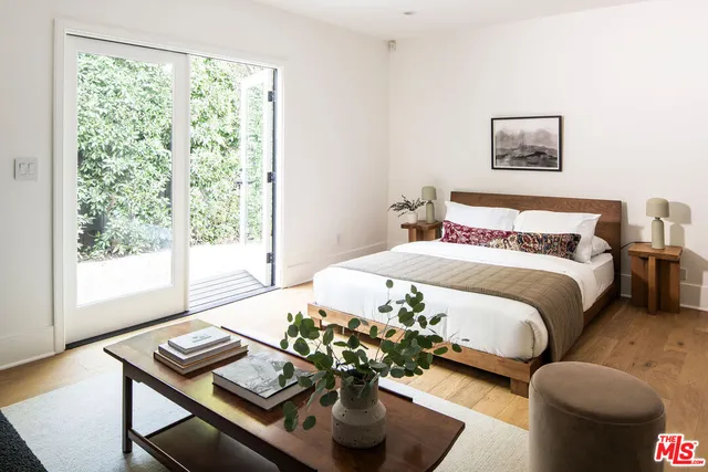 $1,595,000 | 5308 Hillcrest Drive, Los Angeles, CA 90043