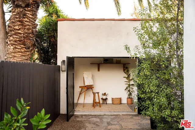 $1,595,000 | 5308 Hillcrest Drive, Los Angeles, CA 90043