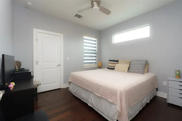 $435,000 | 302 Delmar Avenue, Unit B, Austin, TX 78752