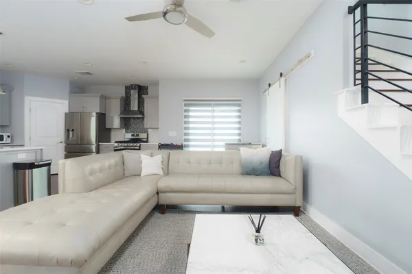 $435,000 | 302 Delmar Avenue, Unit B, Austin, TX 78752